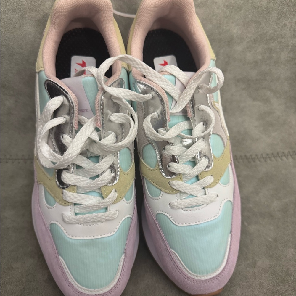 NWT W6YZ Just Say Wizz Loop Sneaker Pastel Lilac Paglia White Sz 9 - Picture 11 of 14